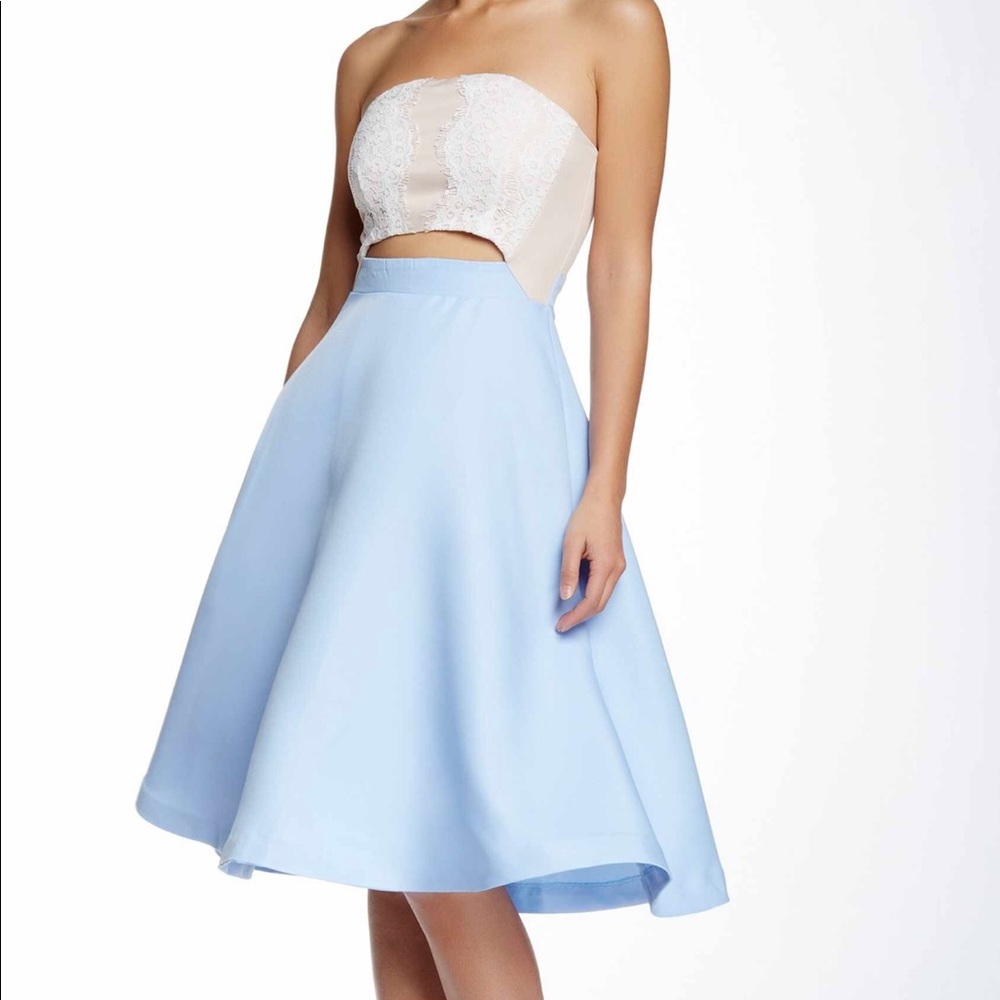 Endless Rose Sophie Lace Dress (NWOT)